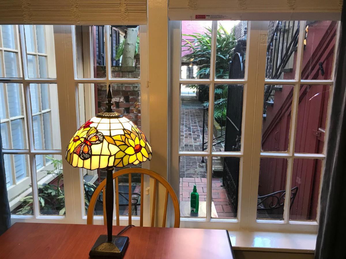 The Courtyards New Orleans Exterior photo
